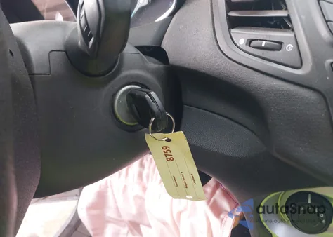 2018 Ford Fiesta Se z USA, uszkodzony, nr VIN 3FADP4EJXJM124481